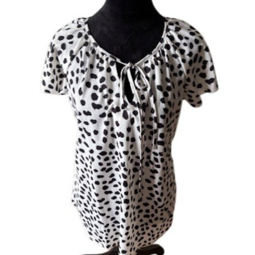 Simply Fun NWOT White Dalmatian Print Flutter Sleeve Flowy Top Large